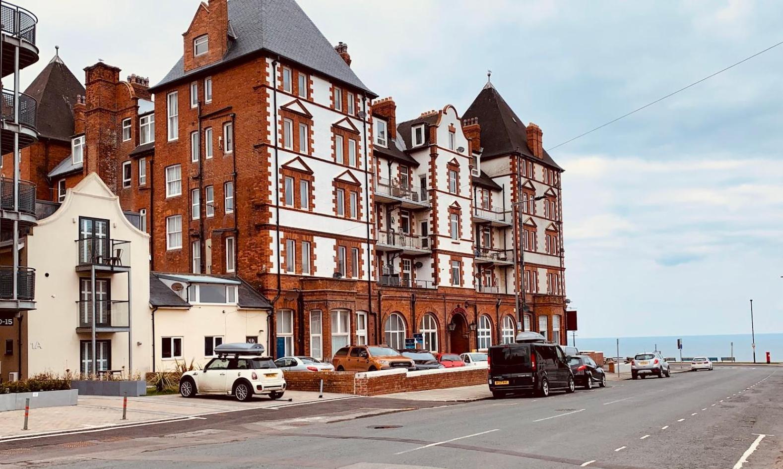 Retro Retreat, Sea View, Free Parking & Ev Plug-In Βίλα Γουίτμπι Εξωτερικό φωτογραφία