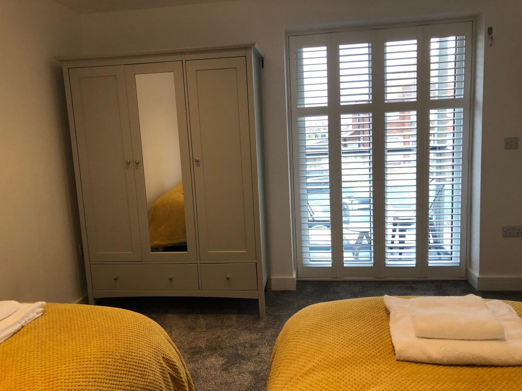 Retro Retreat, Sea View, Free Parking & Ev Plug-In Βίλα Γουίτμπι Εξωτερικό φωτογραφία